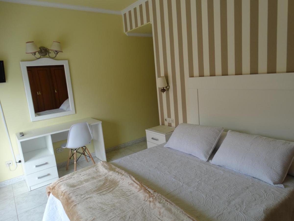 Hotel Cervantes Sanxenxo Buitenkant foto
