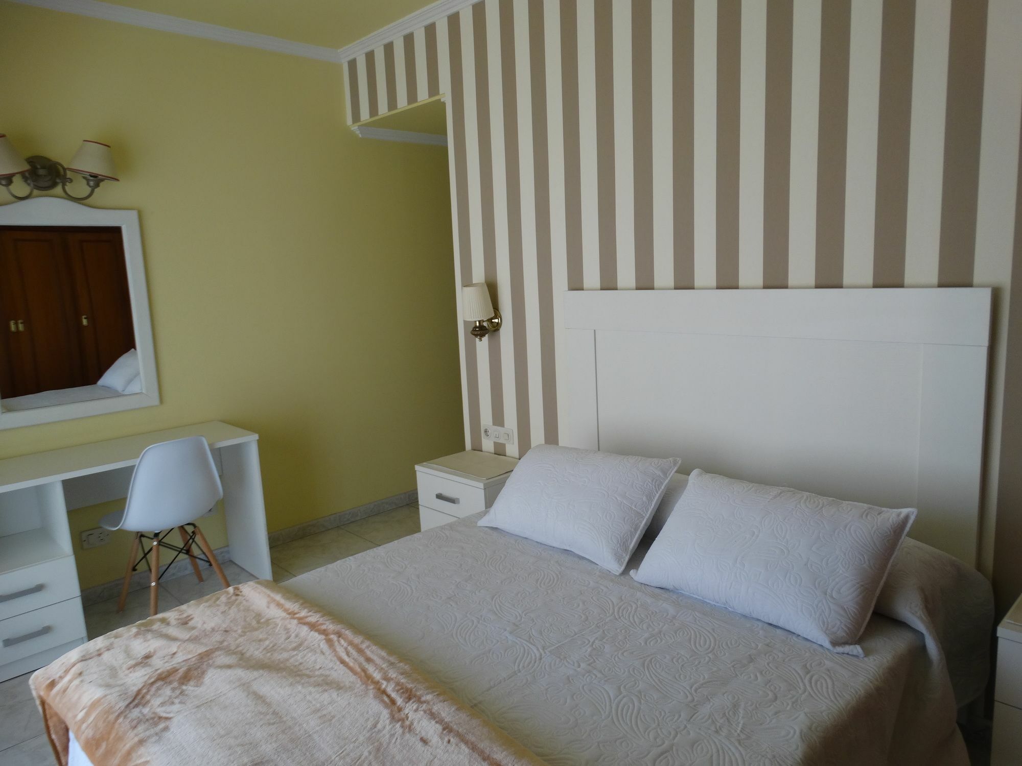 Hotel Cervantes Sanxenxo Buitenkant foto